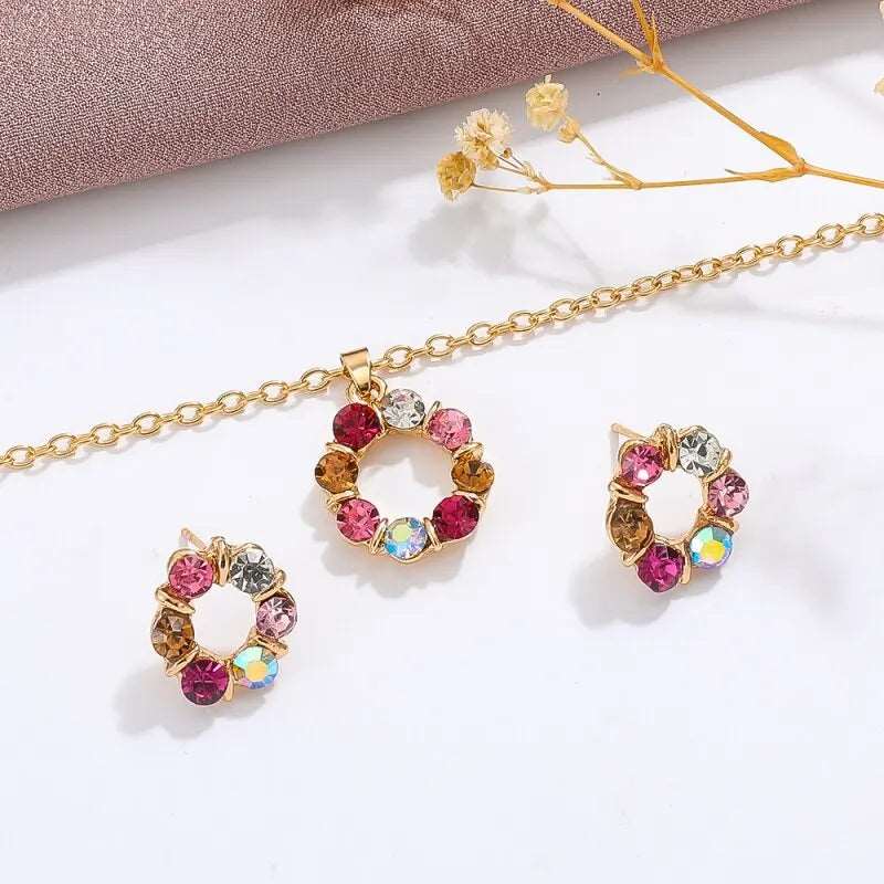 3pcs Gold Necklace Earrings Set Ladies Celebrity Simple Fashion Style Exquisite Stained Glass Diamond Circle Shape Jewelry.